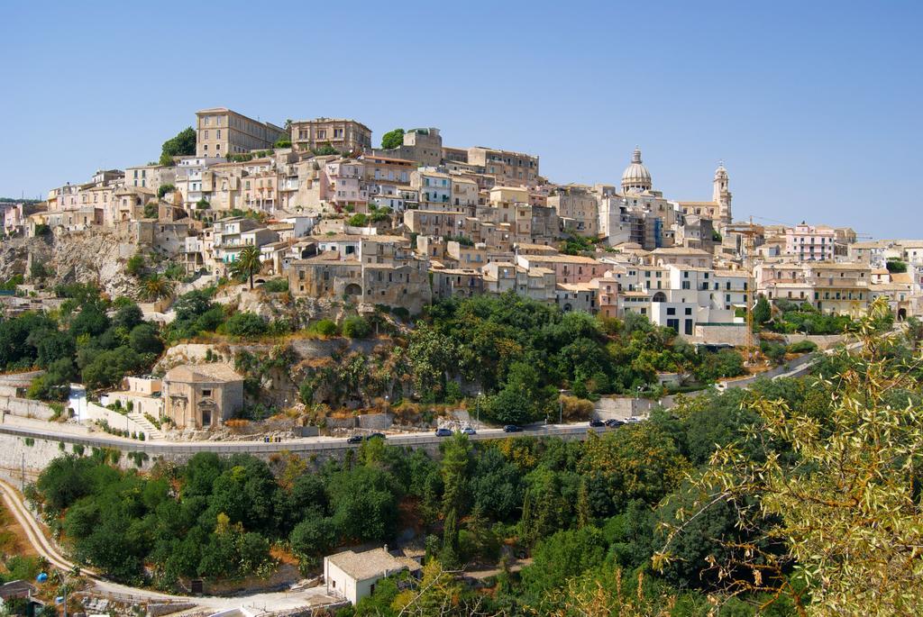 Giumbabulla Luxury House Bed & Breakfast Ragusa Exterior photo