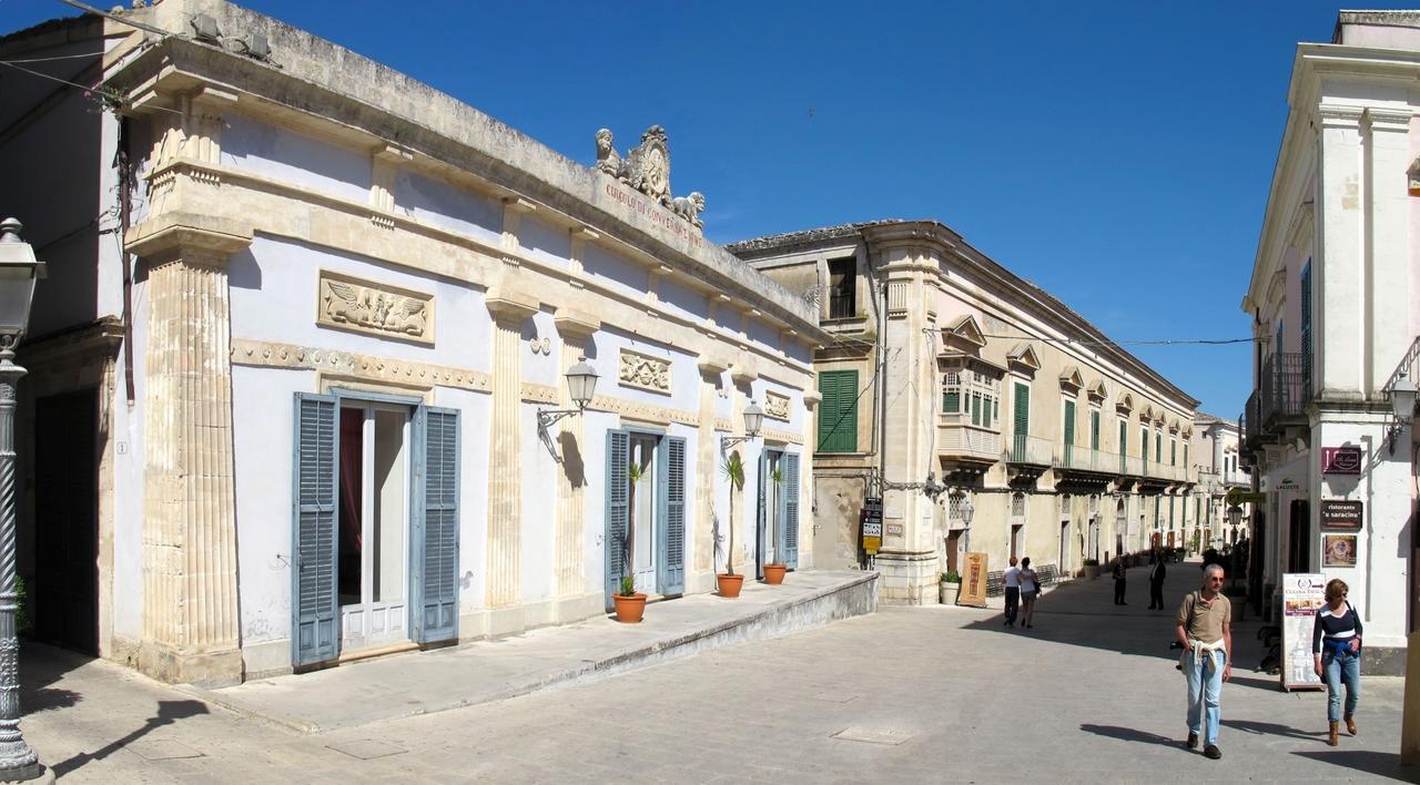 Giumbabulla Luxury House Bed & Breakfast Ragusa Exterior photo