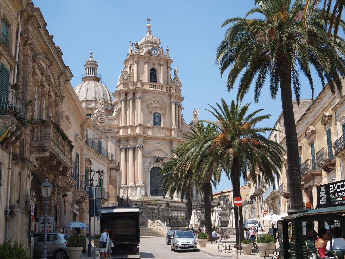 Giumbabulla Luxury House Bed & Breakfast Ragusa Exterior photo
